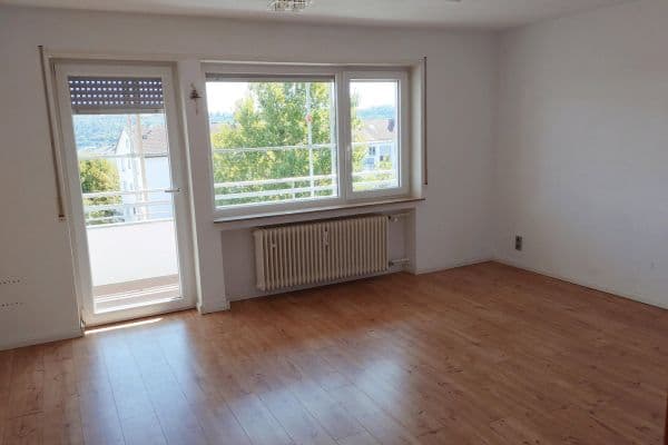 Predaj bytu 3-izbový 85 m², Esslingen am Neckar, Bádensko-Wurttembersko Predaj bytu 3-izbový 85 m², Esslingen am Neckar, Bádensko-Wurttembersko