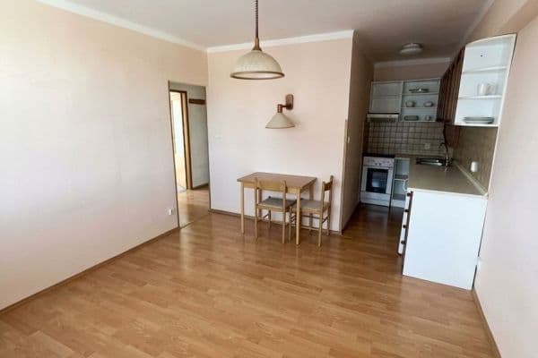 Predaj bytu 3-izbový 50 m², Evropská, Praha Predaj bytu 3-izbový 50 m², Evropská, Praha
