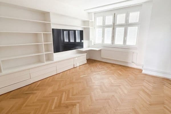 Prenájom bytu 3-izbový 107 m², Vlhká, Brno Prenájom bytu 3-izbový 107 m², Vlhká, Brno