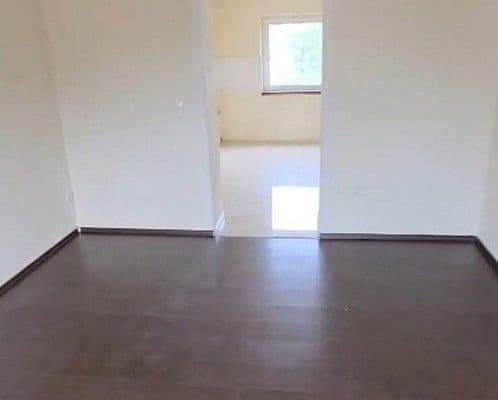 Prenájom bytu 2-izbový 61 m², Karolingerstr. 7, Duisburg Prenájom bytu 2-izbový 61 m², Karolingerstr. 7, Duisburg