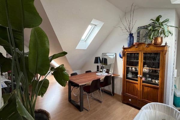 Prenájom bytu 2-izbový 95 m², Grünestraße 28, Wermelskirchen Prenájom bytu 2-izbový 95 m², Grünestraße 28, Wermelskirchen