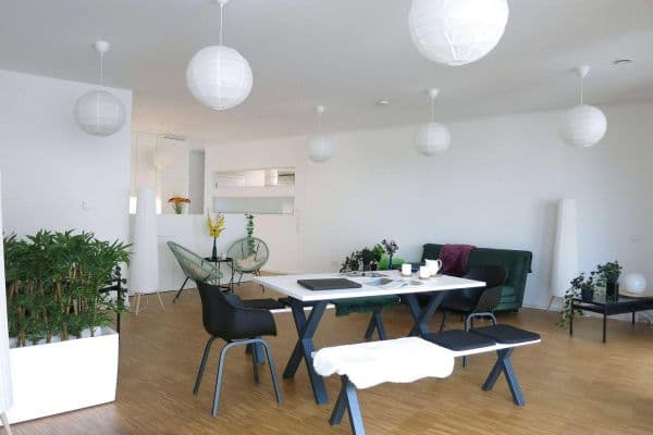 Prenájom bytu 2-izbový 81 m², Berlin, Berlín Prenájom bytu 2-izbový 81 m², Berlin, Berlín