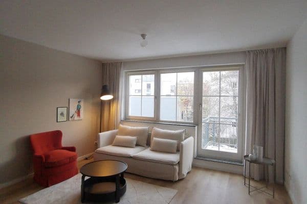 Prenájom bytu 3-izbový 74 m², Hoffmannstr. 1A, Berlin, Berlín Prenájom bytu 3-izbový 74 m², Hoffmannstr. 1A, Berlin, Berlín