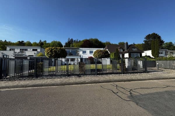 Predaj domu 320 m², pozemok 987 m², Springe Predaj domu 320 m², pozemok 987 m², Springe
