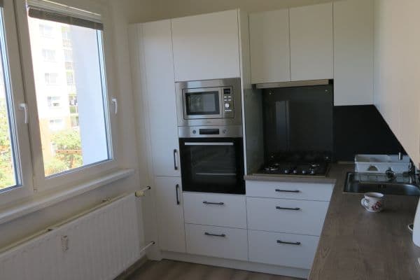 Prenájom bytu 2-izbový 56 m², Mikovcova, Česká Lípa Prenájom bytu 2-izbový 56 m², Mikovcova, Česká Lípa