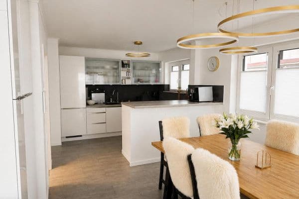 Prenájom domu 156 m², pozemok 390 m², Hochheim am Main Prenájom domu 156 m², pozemok 390 m², Hochheim am Main