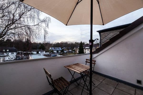 Prenájom bytu 2-izbový 68 m², Paul-Brätter-Straße 4, Köln, Severné Porýnie - Westfálsko Prenájom bytu 2-izbový 68 m², Paul-Brätter-Straße 4, Köln, Severné Porýnie - Westfálsko