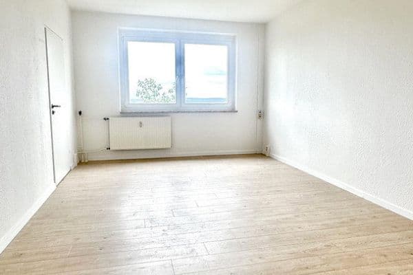 Prenájom bytu 4-izbový 68 m², Überm Gänseholze 9, Weimar Prenájom bytu 4-izbový 68 m², Überm Gänseholze 9, Weimar
