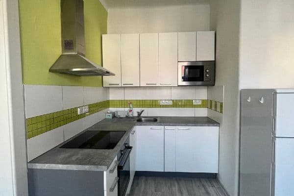 Prenájom bytu 1-izbový 45 m², Šmeralova, Olomouc Prenájom bytu 1-izbový 45 m², Šmeralova, Olomouc