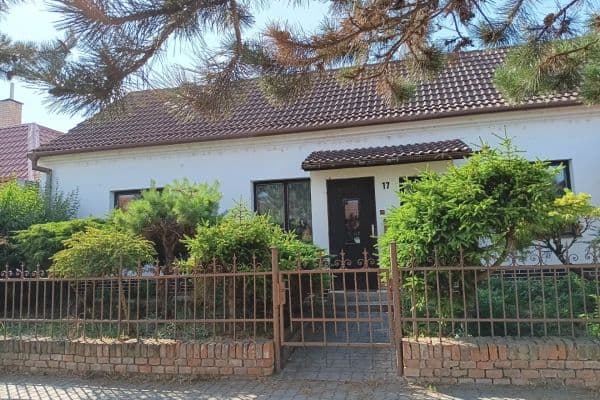 Predaj domu 664 m², pozemok 949 m², Nový Šaldorf-Sedlešovice Predaj domu 664 m², pozemok 949 m², Nový Šaldorf-Sedlešovice