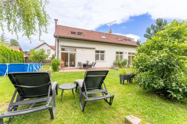 Predaj domu 158 m², pozemok 700 m², U Potoka, Mukařov Predaj domu 158 m², pozemok 700 m², U Potoka, Mukařov