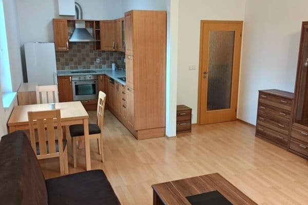 Prenájom bytu 2-izbový 53 m², Lysolajská, Horoměřice Prenájom bytu 2-izbový 53 m², Lysolajská, Horoměřice