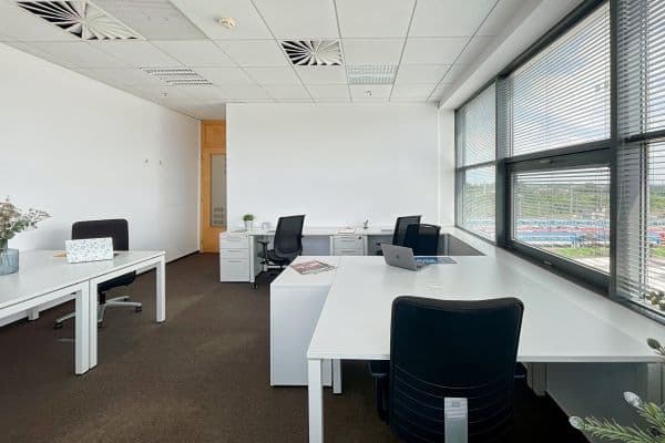 Prenájom kancelárie 30 m², Holandská, Brno, Jihomoravský kraj Prenájom kancelárie 30 m², Holandská, Brno, Jihomoravský kraj