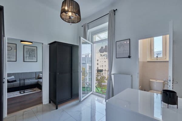Predaj bytu 2-izbový 55 m², Na Břehu, Praha Predaj bytu 2-izbový 55 m², Na Břehu, Praha