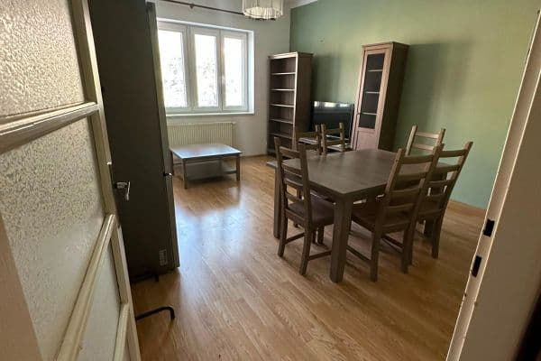 Prenájom bytu 2-izbový 48 m², Vrchlického, Praha Prenájom bytu 2-izbový 48 m², Vrchlického, Praha