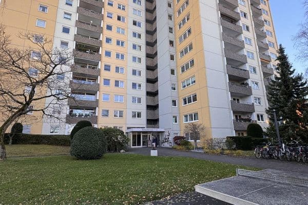 Prenájom bytu 3-izbový 93 m², Graudenzstraße, Köln-Porz, Severné Porýnie - Westfálsko Prenájom bytu 3-izbový 93 m², Graudenzstraße, Köln-Porz, Severné Porýnie - Westfálsko