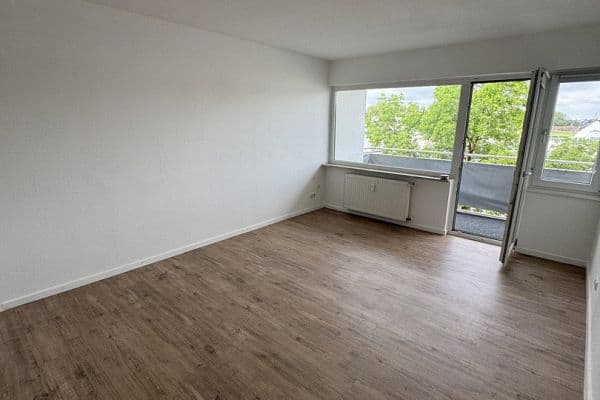 Prenájom bytu 2-izbový 64 m², Eschenstr. 129, Duisburg Prenájom bytu 2-izbový 64 m², Eschenstr. 129, Duisburg