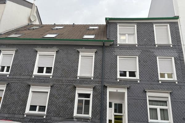 Prenájom bytu 4-izbový 86 m², Neumeyerstr. 5, Remscheid, Severné Porýnie - Westfálsko Prenájom bytu 4-izbový 86 m², Neumeyerstr. 5, Remscheid, Severné Porýnie - Westfálsko