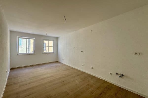 Prenájom bytu 3-izbový 62 m², Haupstraße 21, Bad Wimpfen, Bádensko-Wurttembersko Prenájom bytu 3-izbový 62 m², Haupstraße 21, Bad Wimpfen, Bádensko-Wurttembersko