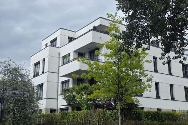 Prenájom bytu 4-izbový 155 m², Tunnelstraße 49, Berlin, Berlín Prenájom bytu 4-izbový 155 m², Tunnelstraße 49, Berlin, Berlín