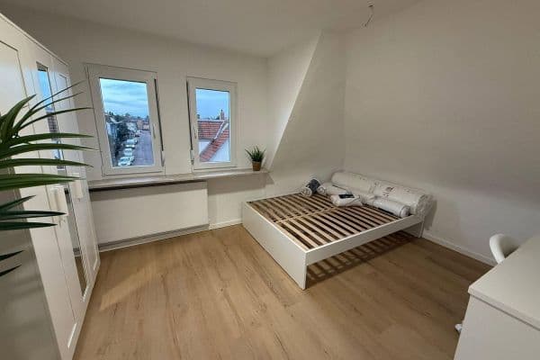 Prenájom bytu 12 m², Römerstraße 39, Heilbronn, Bádensko-Wurttembersko Prenájom bytu 12 m², Römerstraße 39, Heilbronn, Bádensko-Wurttembersko