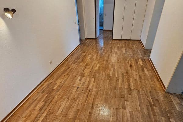 Prenájom bytu 4-izbový 100 m², Oststraße 4, Hilden Prenájom bytu 4-izbový 100 m², Oststraße 4, Hilden