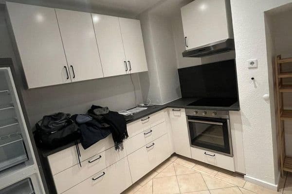 Prenájom bytu 3-izbový 87 m², Wilhelm-Ostwald-Str. 98, Siegburg Prenájom bytu 3-izbový 87 m², Wilhelm-Ostwald-Str. 98, Siegburg