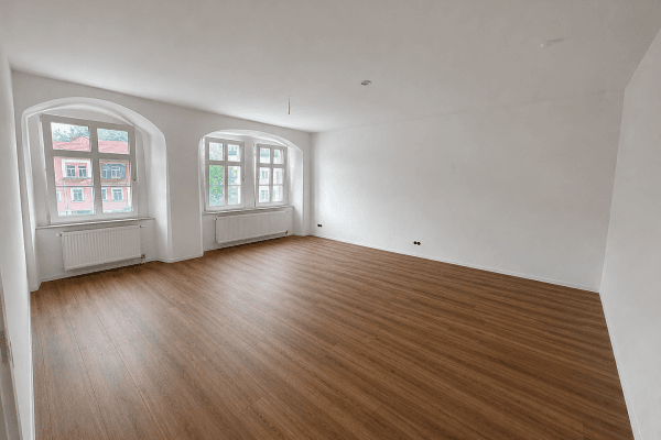 Prenájom bytu 4-izbový 93 m², Petersstraße 3, Weida Prenájom bytu 4-izbový 93 m², Petersstraße 3, Weida