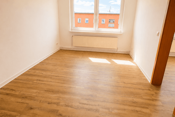 Prenájom bytu 4-izbový 79 m², Straße der Jugend 2, Altenpleen Prenájom bytu 4-izbový 79 m², Straße der Jugend 2, Altenpleen