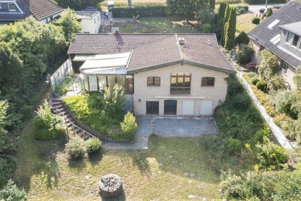 Predaj domu 248 m², pozemok 2.428 m², Bad Schwartau (Groß Parin) Predaj domu 248 m², pozemok 2.428 m², Bad Schwartau (Groß Parin)
