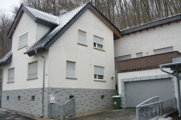 Predaj domu 173 m², pozemok 432 m², Biebertal Predaj domu 173 m², pozemok 432 m², Biebertal