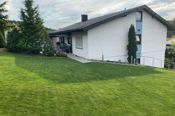Predaj domu 160 m², pozemok 950 m², Hainstraße 15, Billigheim Predaj domu 160 m², pozemok 950 m², Hainstraße 15, Billigheim