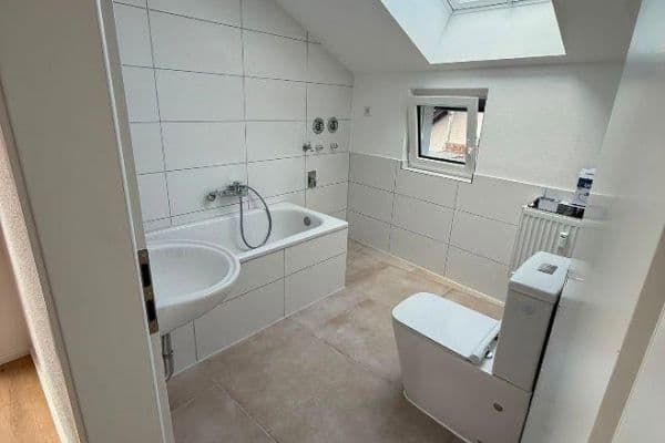 Prenájom bytu 4-izbový 71 m², Spessartstraße 82, Sulzbach a. Main Prenájom bytu 4-izbový 71 m², Spessartstraße 82, Sulzbach a. Main