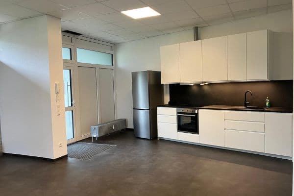 Prenájom bytu 2-izbový 68 m², Hohenheimer Str. 11, Leinfelden Prenájom bytu 2-izbový 68 m², Hohenheimer Str. 11, Leinfelden