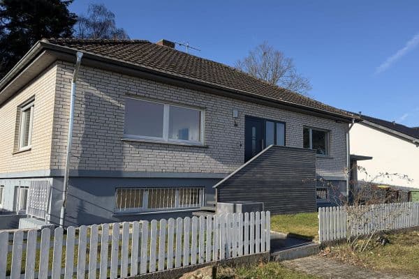 Predaj domu 142 m², pozemok 700 m², Alte Str. 3a, Bad Honnef Predaj domu 142 m², pozemok 700 m², Alte Str. 3a, Bad Honnef