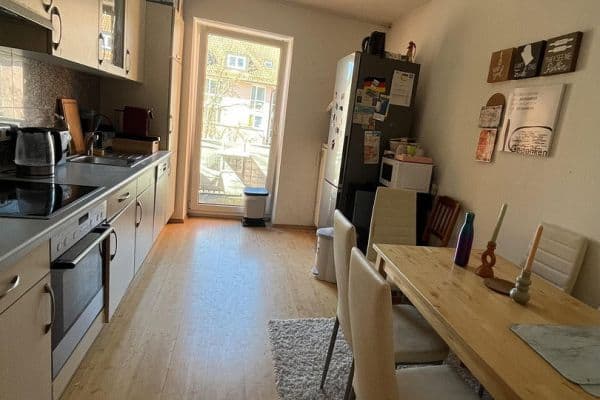 Prenájom bytu 33 m², Fürstenriederstraße 8, Münhen, Bavorsko Prenájom bytu 33 m², Fürstenriederstraße 8, Münhen, Bavorsko
