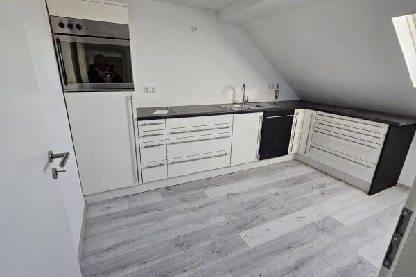 Prenájom bytu 2-izbový 63 m², Bahnhofstr. 63, Alsdorf Prenájom bytu 2-izbový 63 m², Bahnhofstr. 63, Alsdorf