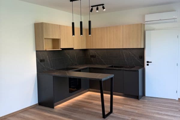Prenájom bytu 2-izbový 45 m², Olšavní, Kunovice Prenájom bytu 2-izbový 45 m², Olšavní, Kunovice