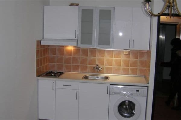 Predaj bytu 1-izbový 24 m², Vavřenova, Praha Predaj bytu 1-izbový 24 m², Vavřenova, Praha
