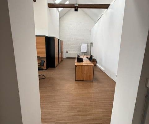 Prenájom kancelárie 130 m², Oberbenrader Straße 51, Krefeld Prenájom kancelárie 130 m², Oberbenrader Straße 51, Krefeld