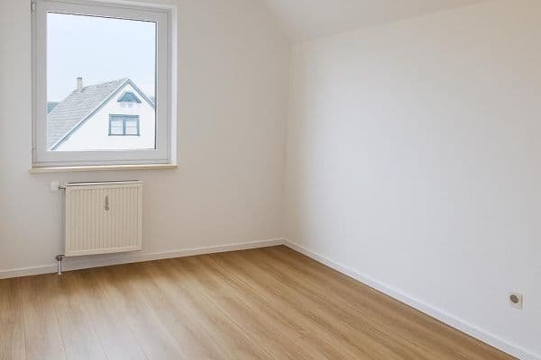 Prenájom bytu 13 m², St. Ilgener Straße 32, Leimen Prenájom bytu 13 m², St. Ilgener Straße 32, Leimen