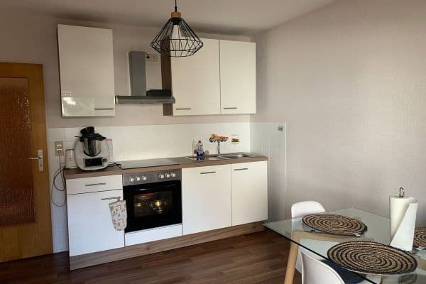 Prenájom bytu 3-izbový 86 m², Ludwigshafen, Porýnie-Falcko Prenájom bytu 3-izbový 86 m², Ludwigshafen, Porýnie-Falcko