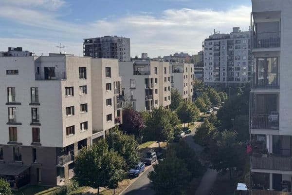 Predaj bytu 2-izbový 64 m², V Třešňovce, Praha Predaj bytu 2-izbový 64 m², V Třešňovce, Praha