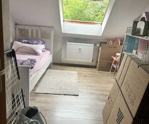 Prenájom bytu 3-izbový 58 m², Mannheim Prenájom bytu 3-izbový 58 m², Mannheim
