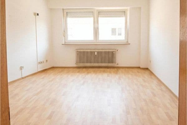 Prenájom bytu 3-izbový 75 m², Kühlweinstraße 4, Völklingen Prenájom bytu 3-izbový 75 m², Kühlweinstraße 4, Völklingen
