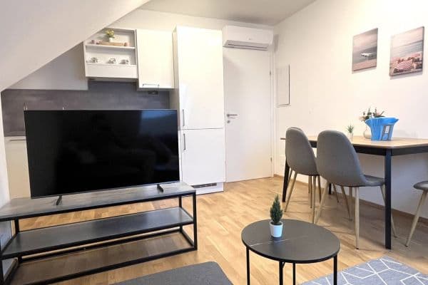 Prenájom bytu 2-izbový 50 m², Wien, Viedeň Prenájom bytu 2-izbový 50 m², Wien, Viedeň