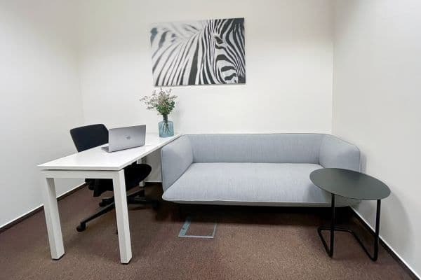 Prenájom kancelárie 7 m², Holandská, Brno Prenájom kancelárie 7 m², Holandská, Brno