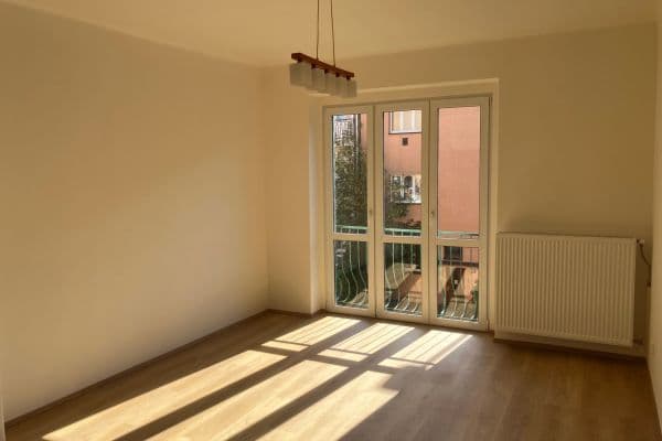 Prenájom bytu 2-izbový 52 m², Srbínská, Praha Prenájom bytu 2-izbový 52 m², Srbínská, Praha