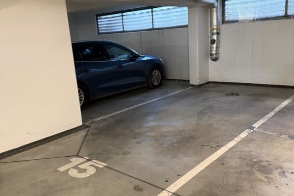 Prenájom garáže 12 m², Petrbokova, Praha, Praha Prenájom garáže 12 m², Petrbokova, Praha, Praha