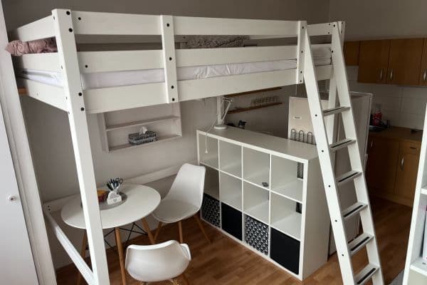 Prenájom bytu 1-izbový 23 m², Lužická, Olomouc Prenájom bytu 1-izbový 23 m², Lužická, Olomouc
